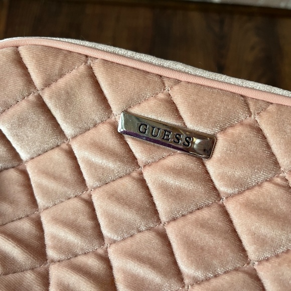 GUESS purse pink velvet purse pink purses Guess bags - Picture 2 of 4